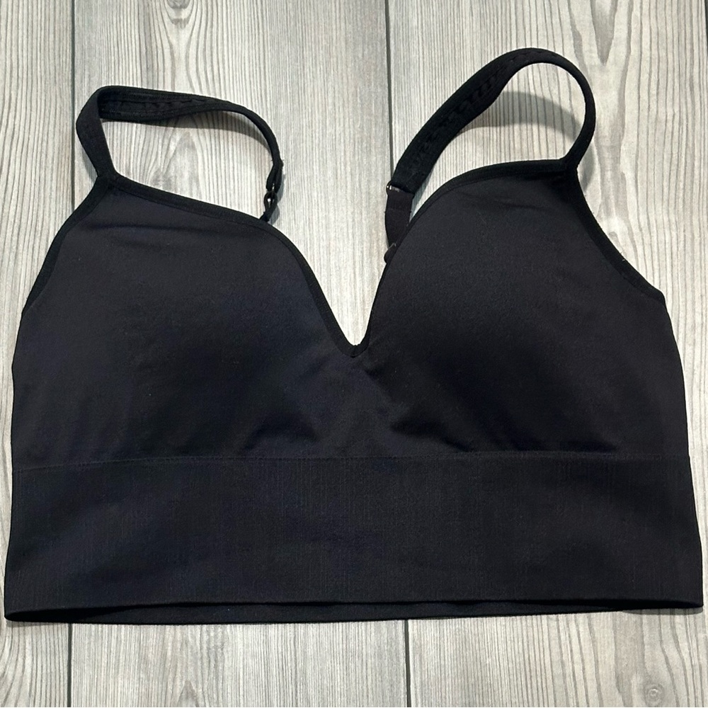 Athleta Elation V-Neck Crop Sports Bra Tank Women's Size Large